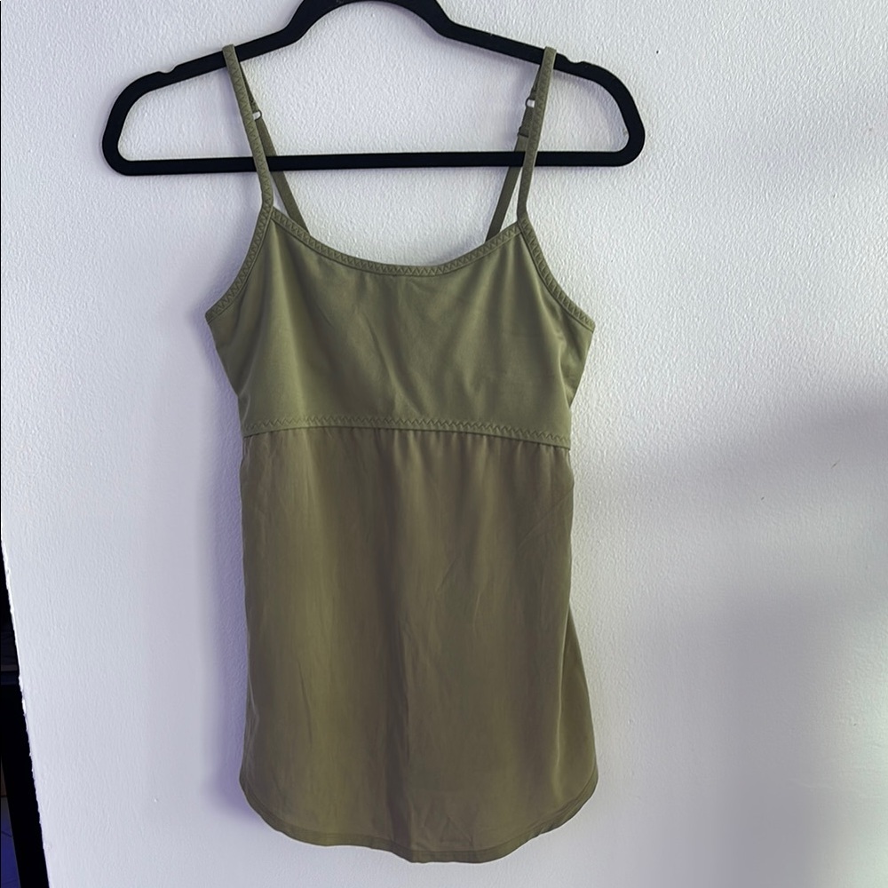 Under Armour Top